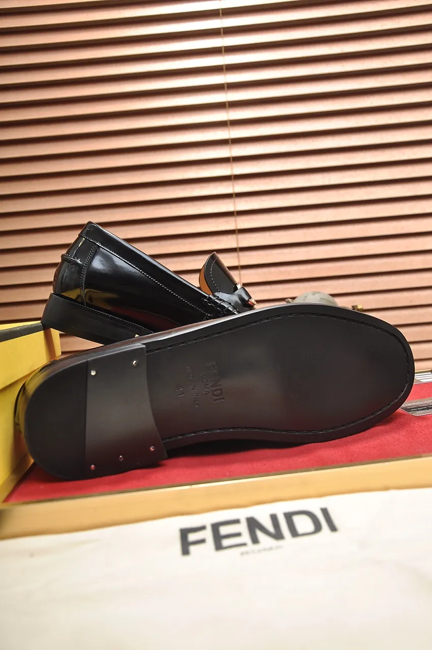 Men's shoes💰560💶[FENDI] The latest high-end men's shoes in Hong Kong! Original quality. The upper is made of imported cowhide material and cowhide lining! Super comfortable on the foot, original wear-resistant outsole, luxurious, fashionable, casual and versatile! Size: 38-45 (45 customized)